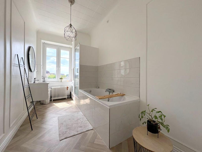 Appartement - 117 m² - 4 pièces