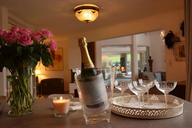 Maison - 298 m² - 7 pièces