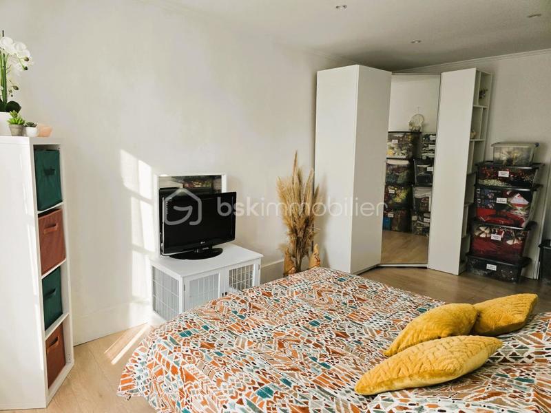 Maison de ville - 200 m² - 9 pièces