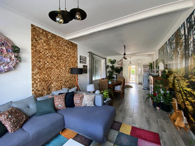 Maison - 187 m² - 8 pièces