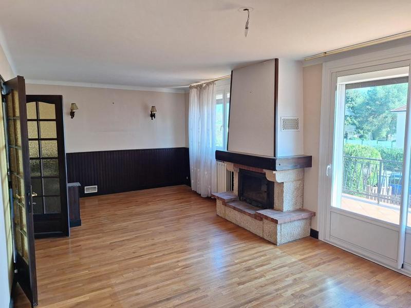 Maison - 142 m² - 7 pièces