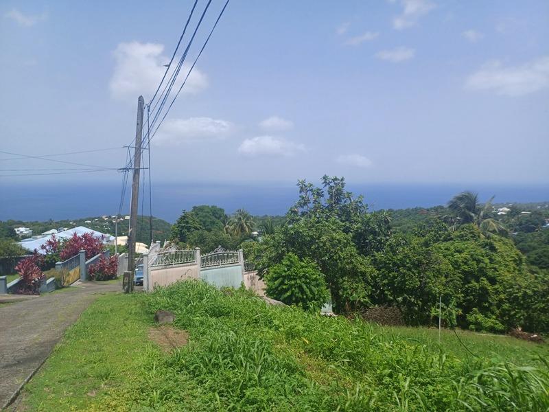 Terrain constructible - 1 056 m²