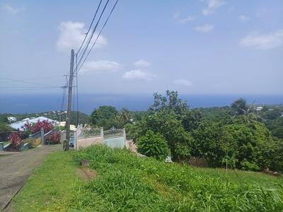 Terrain constructible - 1 056 m²