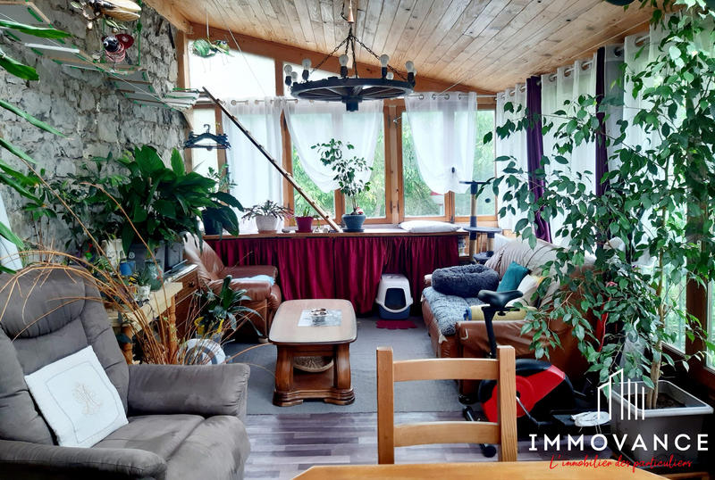 Maison - 350 m² - 16 pièces