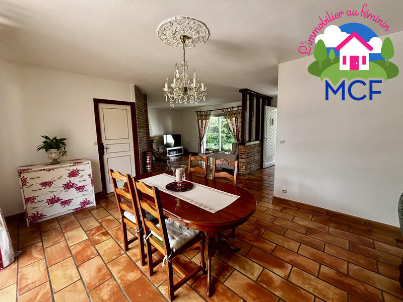 Maison traditionnelle - 140 m² - 5 pièces