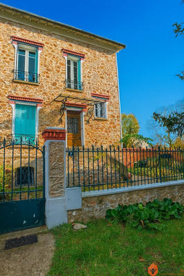 Maison - 101 m² - 5 pièces