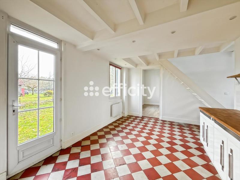 Maison - 93 m² - 6 pièces