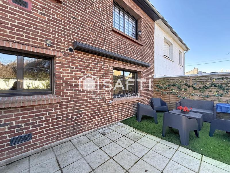 Maison - 90 m² - 6 pièces