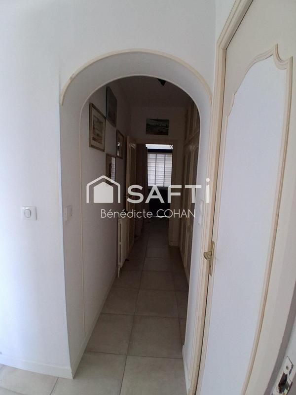 Maison - 180 m² - 6 pièces