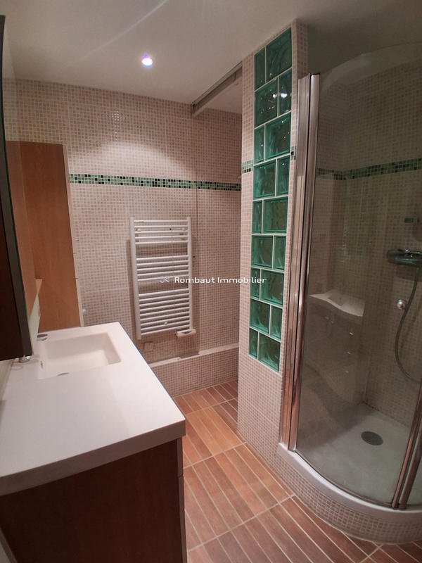 Appartement - 87 m² - 4 pièces