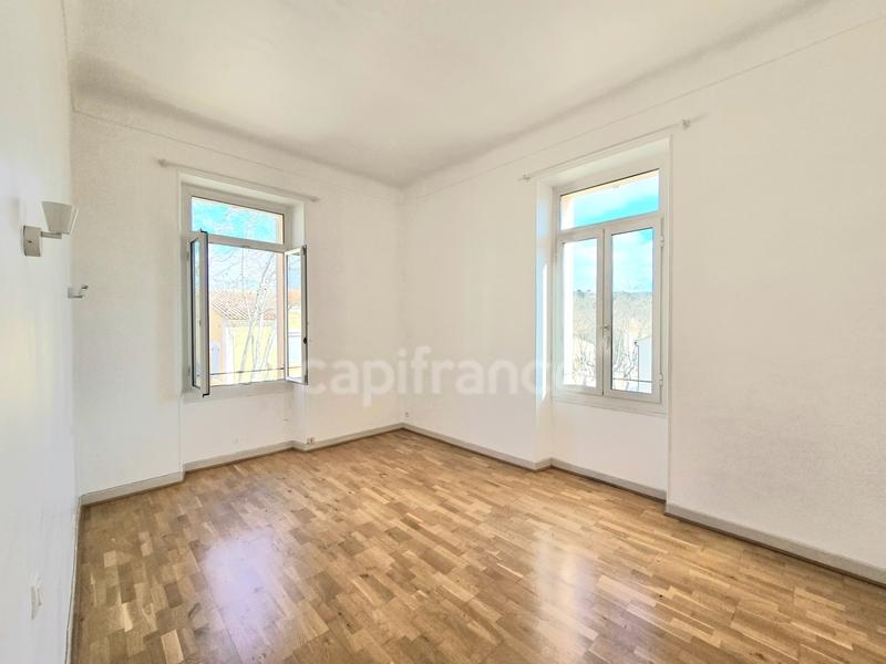 Appartement bourgeois - 80 m² - 4 pièces