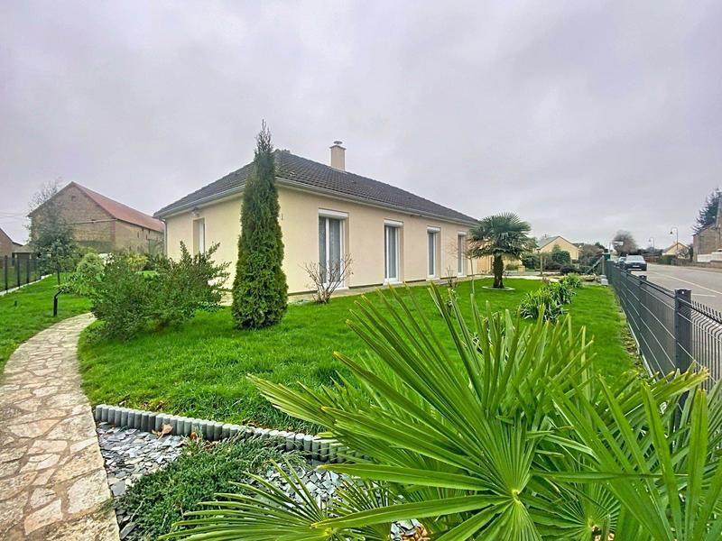 Maison - 86 m² - 4 pièces