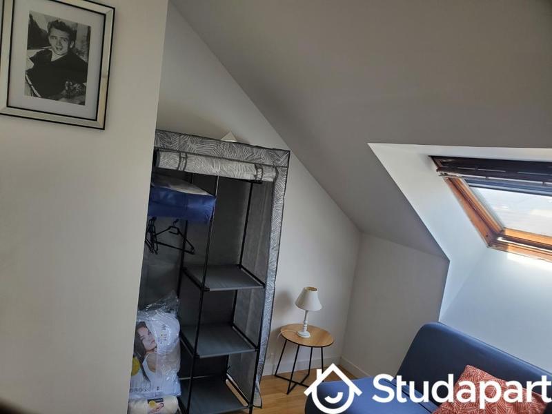 Chambre - 9 m² - 1 pièce