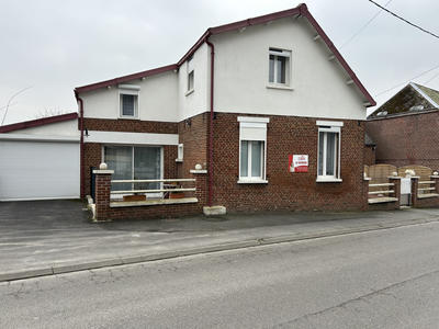 Maison - 128 m² - 8 pièces