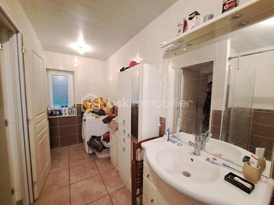 Maison - 310 m² - 11 pièces