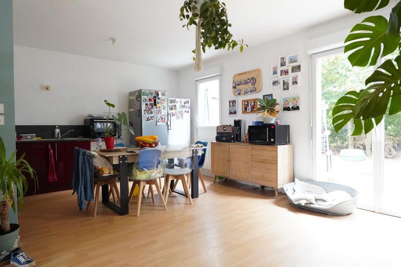 Immeuble - 81 m² - 4 pièces