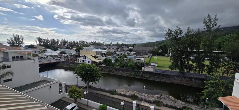 Appartement - 92 m² - 5 pièces