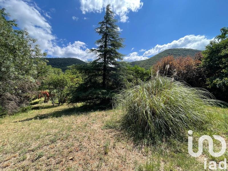 Maison - 220 m² - 9 pièces