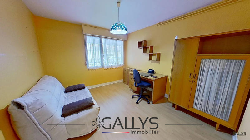 Appartement - 82 m² - 3 pièces