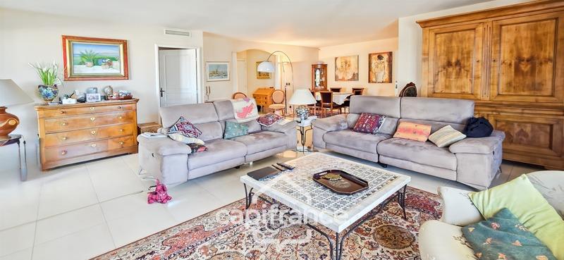 Appartement - 130 m² - 4 pièces