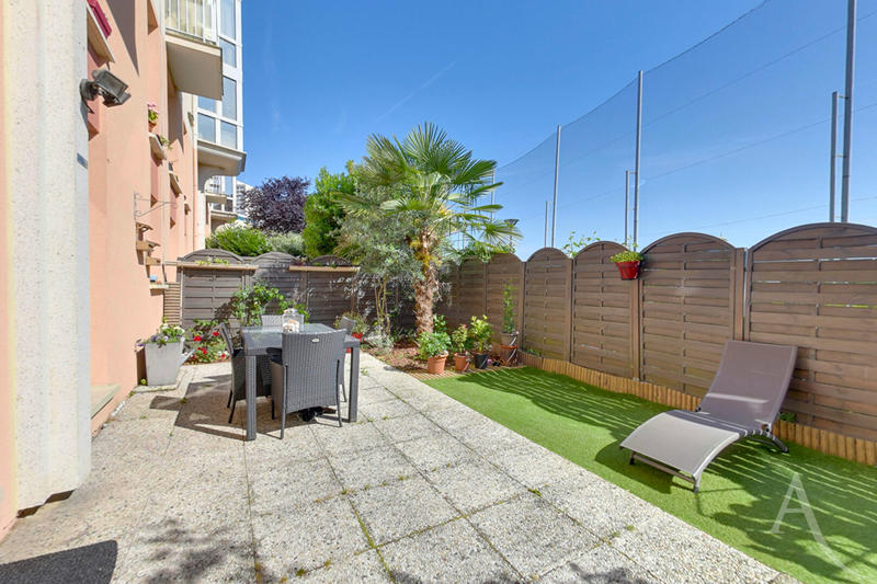 Appartement - 105 m² - 5 pièces