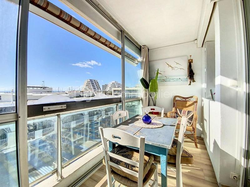 Studio - 25 m² - 1 pièce