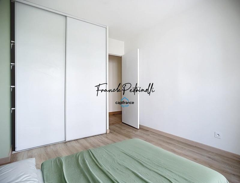 Appartement - 82 m² - 4 pièces