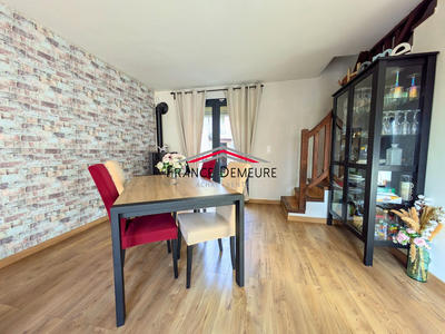 Maison traditionnelle - 108 m² - 5 pièces