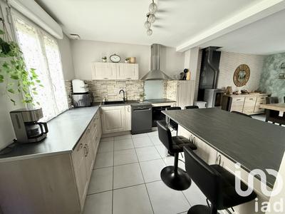 Maison - 99 m² - 4 pièces
