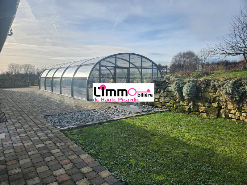 Maison - 265 m² - 8 pièces