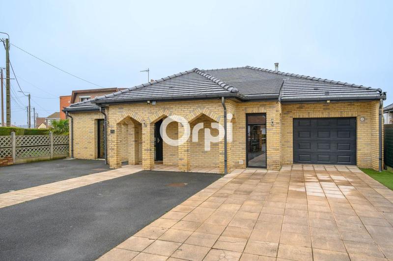 Maison - 136 m² - 4 pièces