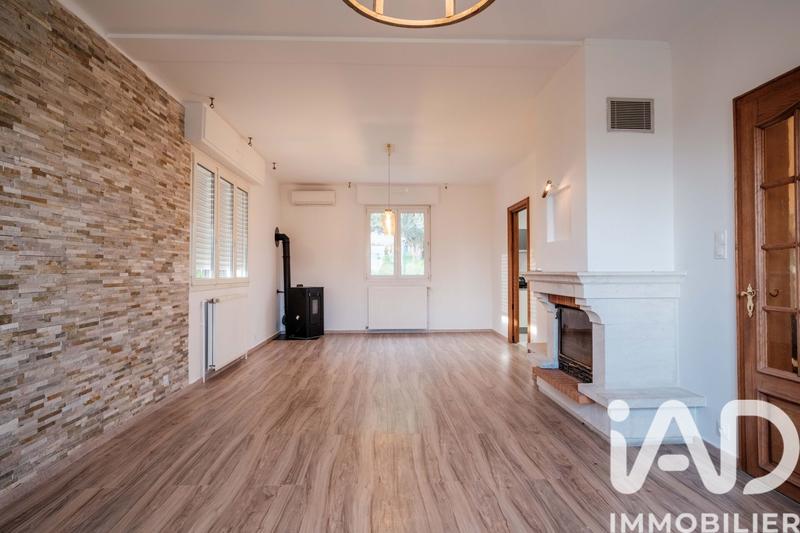 Maison - 217 m² - 9 pièces