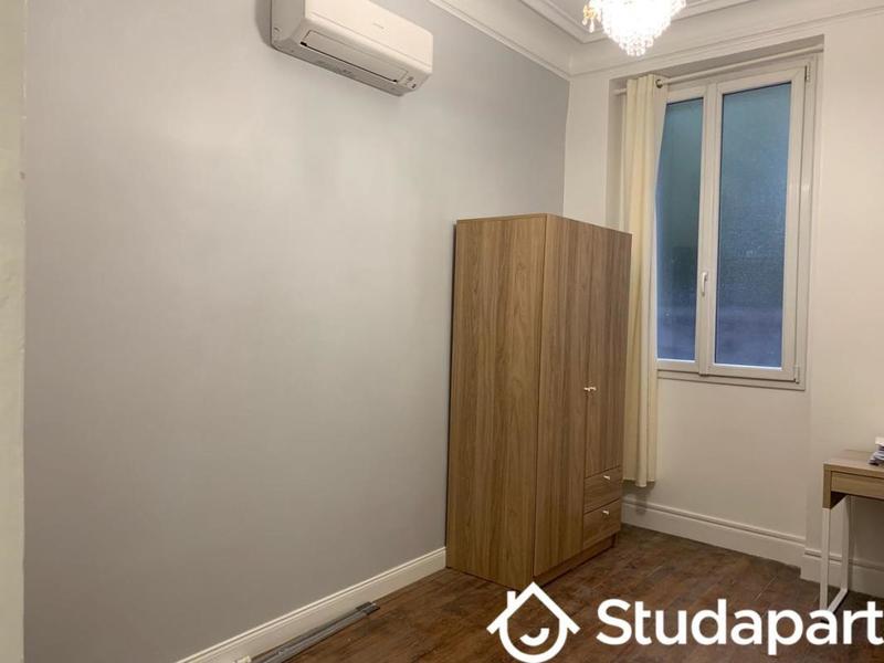 Chambre - 11 m² - 1 pièce