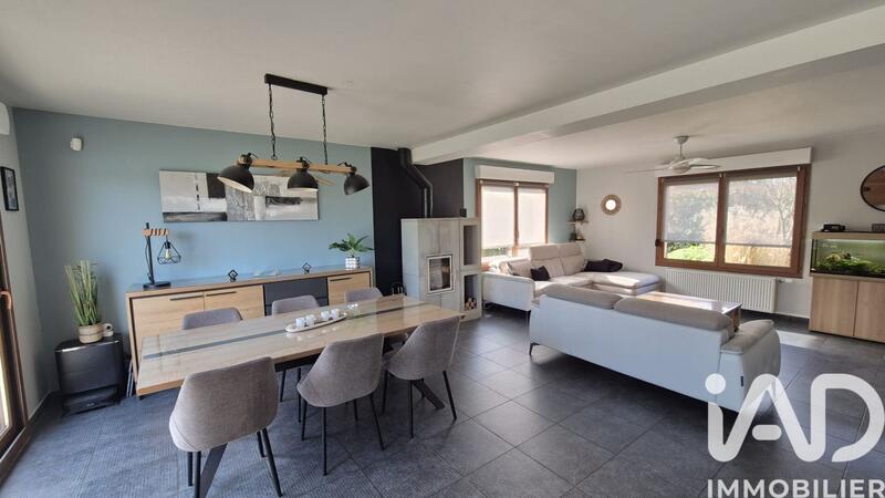 Maison - 138 m² - 6 pièces