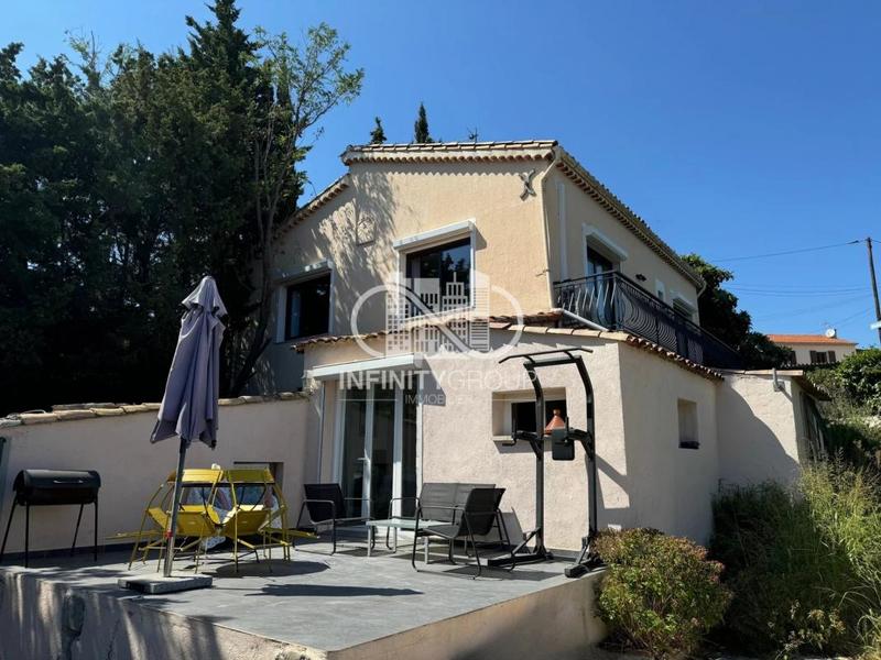 Appartement - 110 m² - 5 pièces