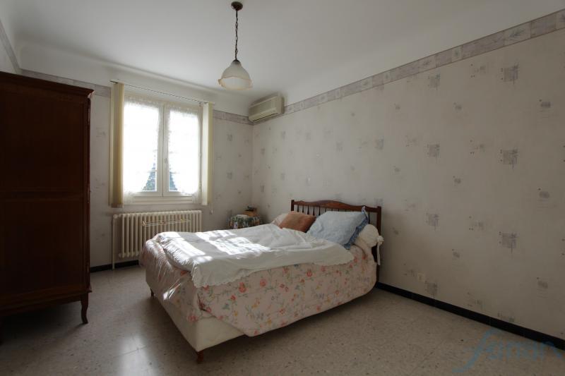 Villa - 180 m² - 7 pièces