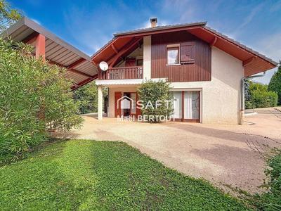 Maison - 136 m² - 6 pièces