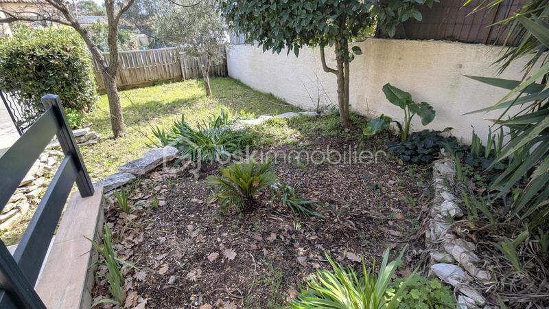 Maison traditionnelle - 86 m² - 4 pièces