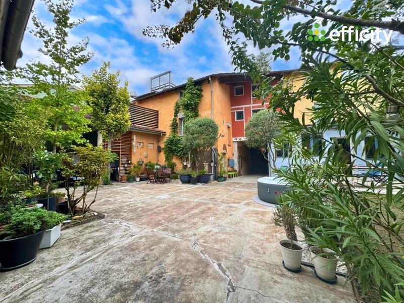 Maison - 184 m² - 6 pièces