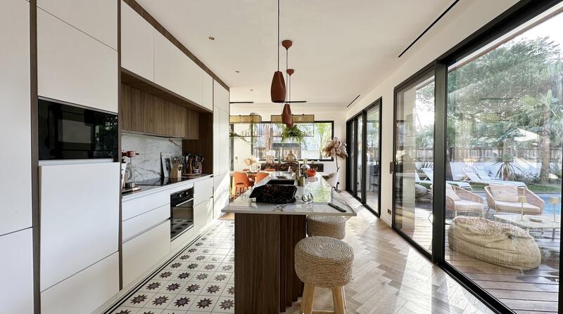 Maison d'architecte - 215 m² - 6 pièces