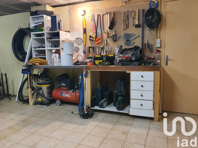 Maison - 93 m² - 5 pièces