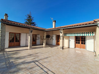 Villa - 176 m² - 8 pièces