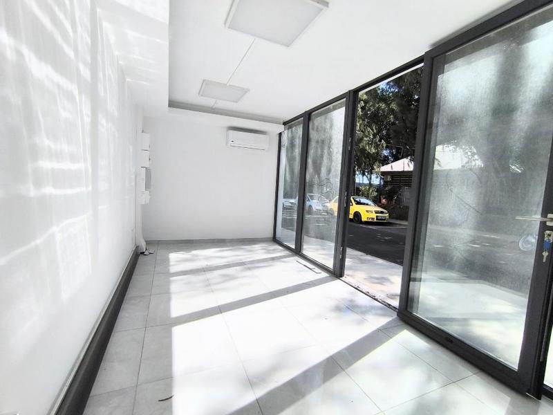 Local commercial - 18 m² - 1 pièce