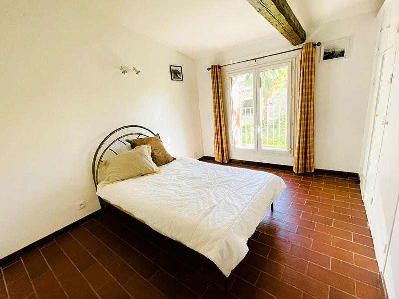 Maison - 239 m² - 7 pièces