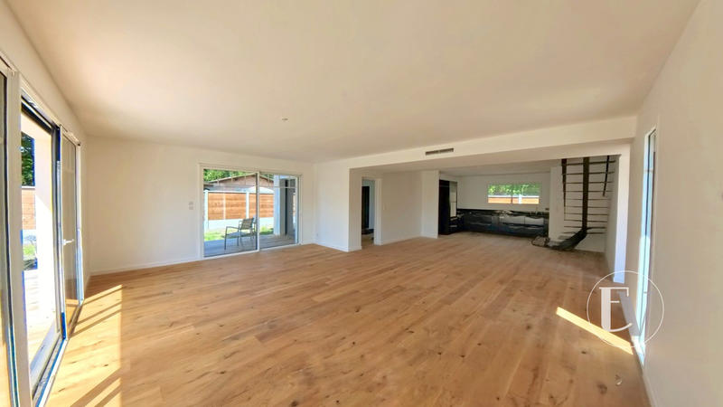 Villa - 157 m² - 5 pièces