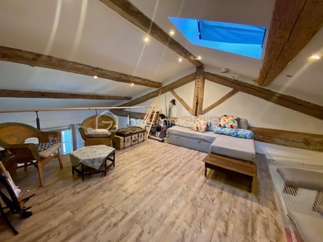 Duplex - 112 m² - 6 pièces