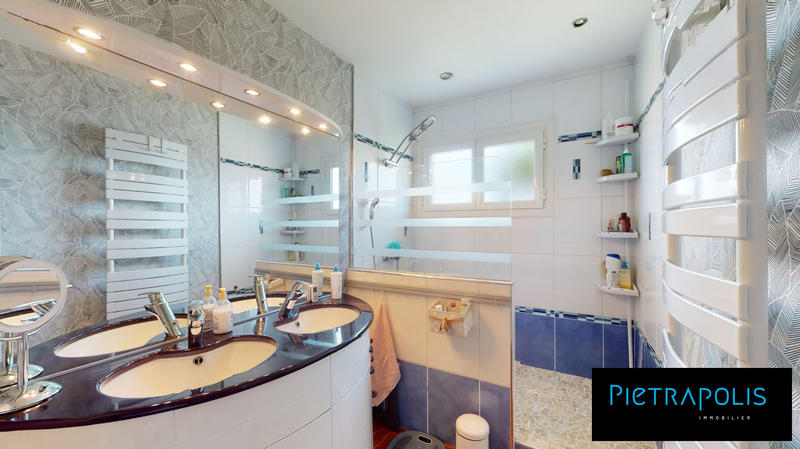 Maison - 154 m² - 5 pièces