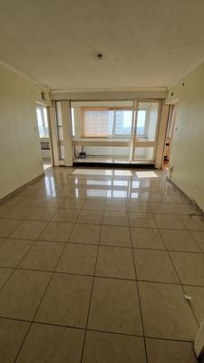 Appartement - 111 m² - 6 pièces