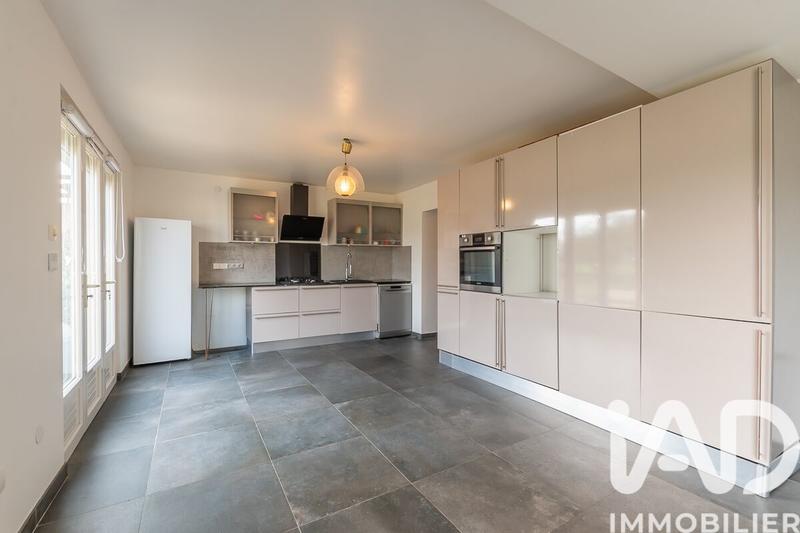 Maison - 143 m² - 6 pièces