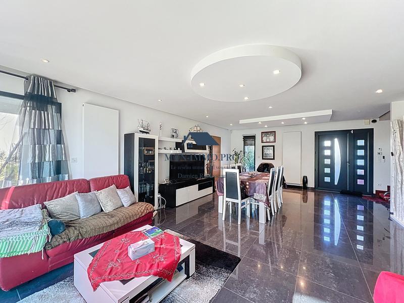 Maison contemporaine - 151 m² - 5 pièces